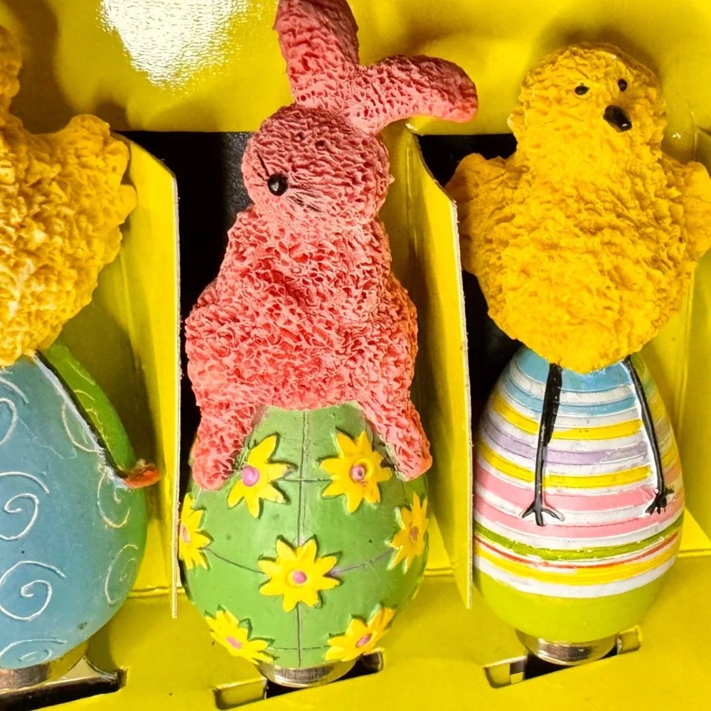 New 90s Boston Warehouse Easter Egg Chick Bunny‎ Sheep Cheese Knife Set Spring